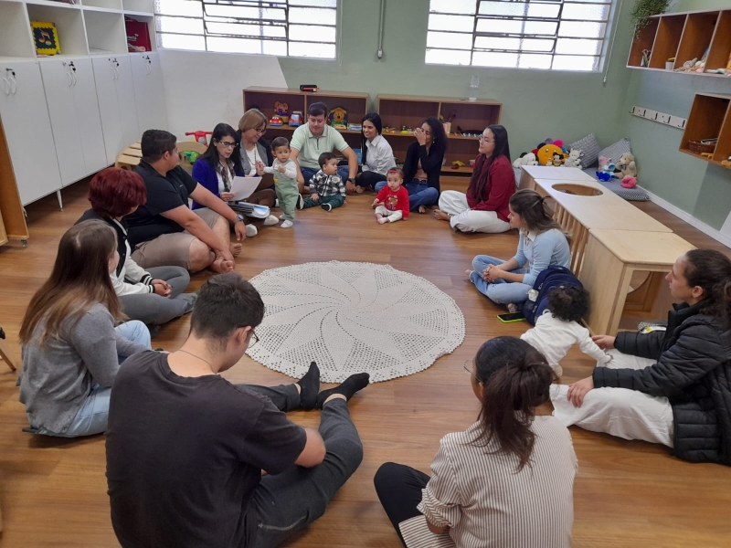 Galeria encontro-com-familias-marca-o-inicio-do-2-semestre-na-emei-mae-cristina
