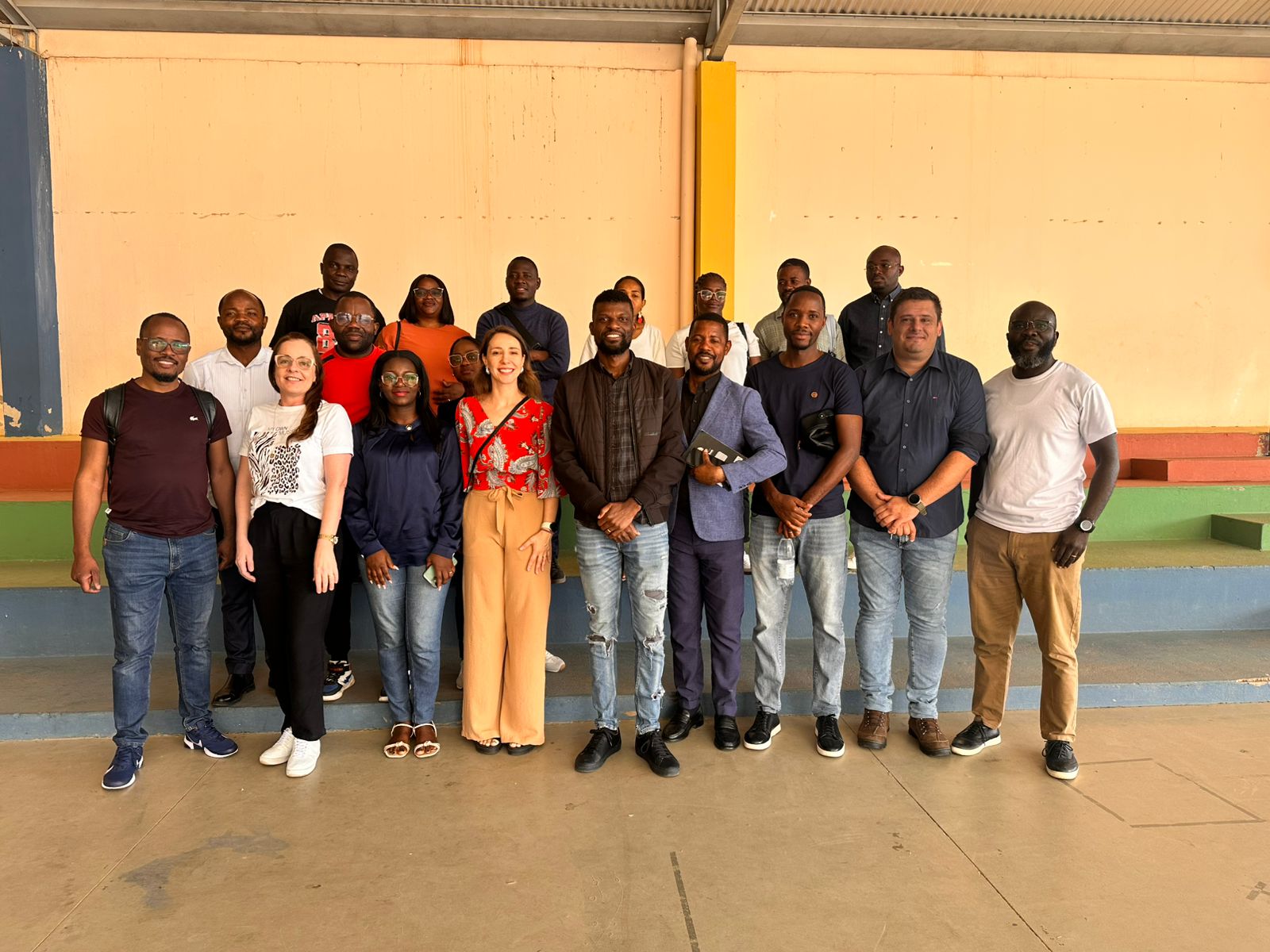 Foto b8d7e570bb172430badf74ca00e98e83jpeg