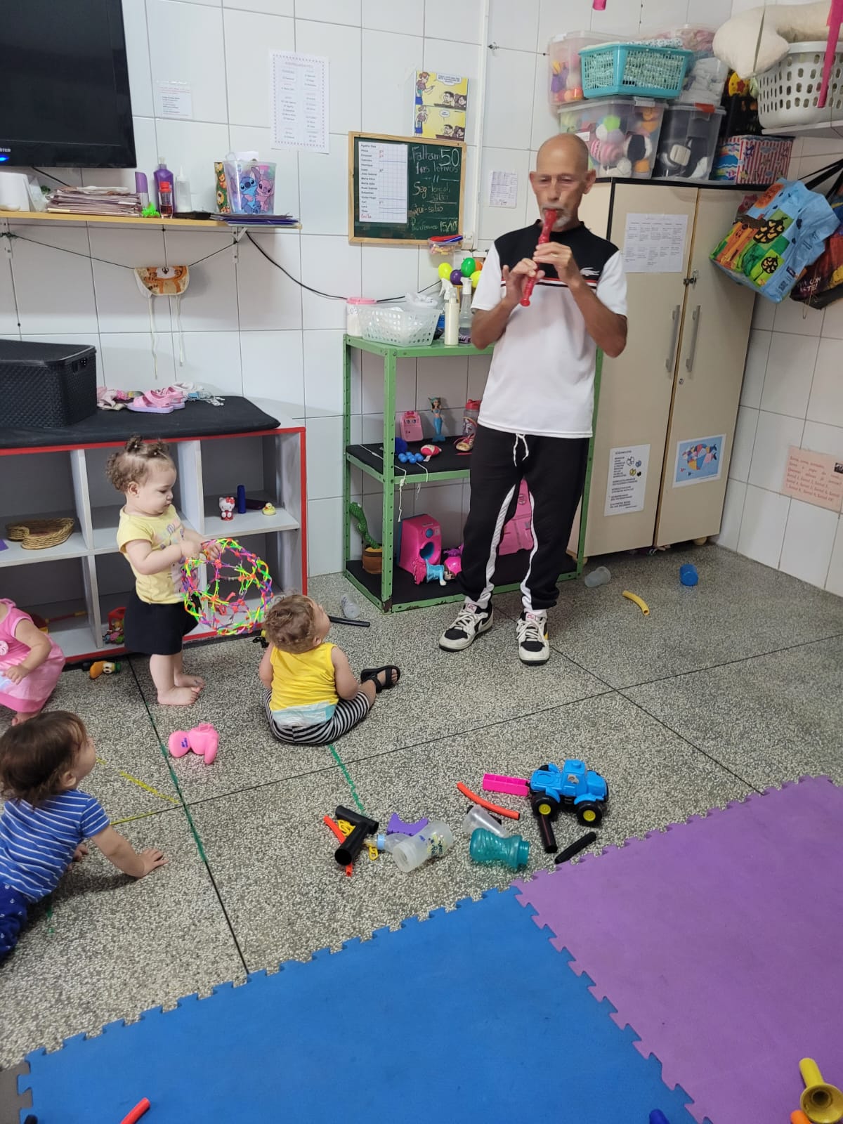 Foto 34db3b1fb6b88fd8360a5680f54f3eebjpeg