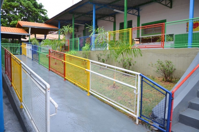 Escola Infantil Roda Pião