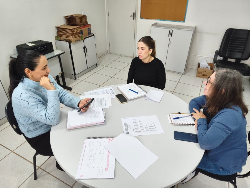 Noticia secretaria-da-educacao-avanca-na-construcao-da-tabela-de-temporalidade-e