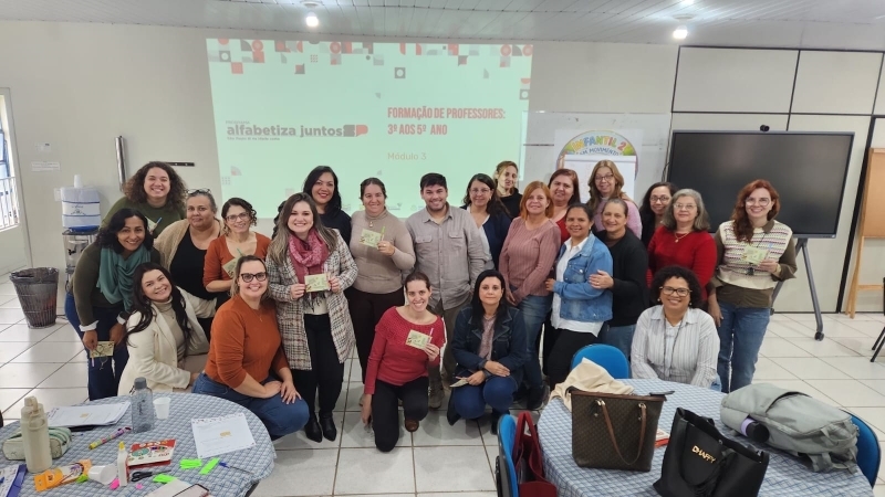 Noticia secretaria-da-educacao-promove-encontro-para-formacao-continuada-do-programa