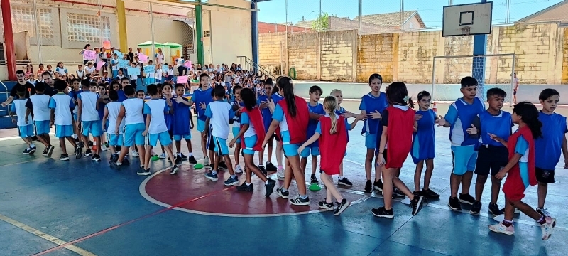 Noticia secretaria-da-educacao-realiza-a-abertura-dos-jogos-escolares-municipais-2026