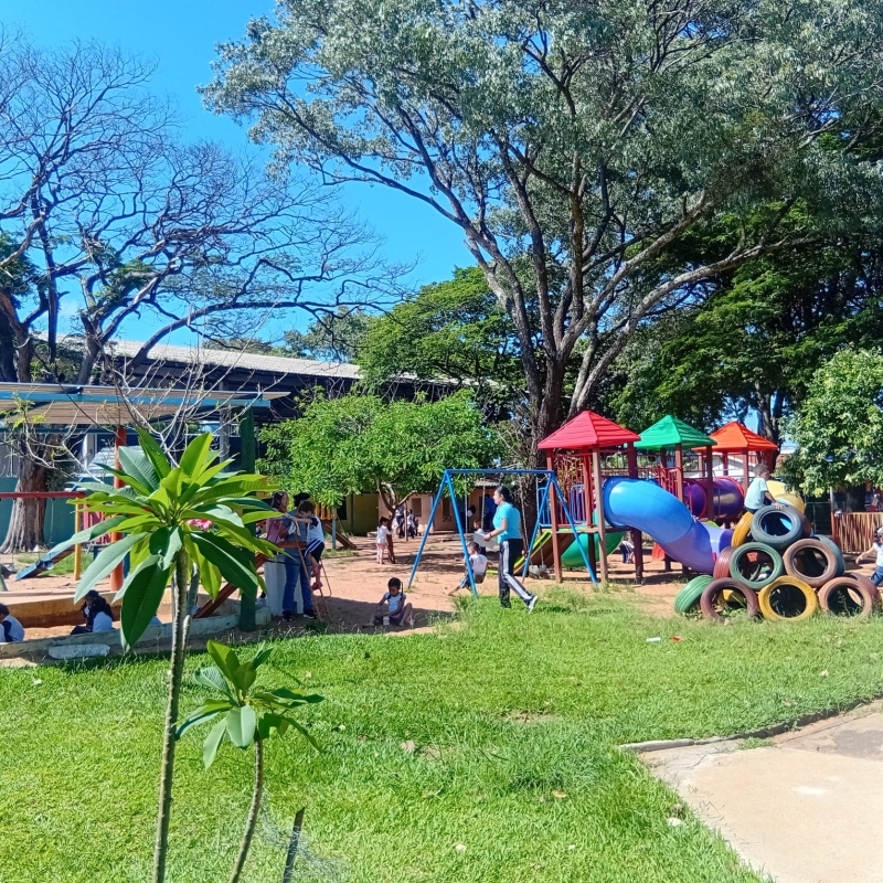 Noticia escolas-recebem-369-alunos-no-primeiro-dia-do-programa-de-atendimento-de-ferias