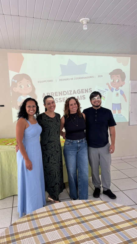Galeria coordenadores-da-educacao-infantil-participam-de-formacao-sobre-aprendizagens