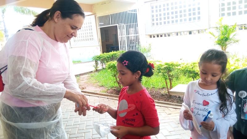 Galeria escovacao-supervisionada