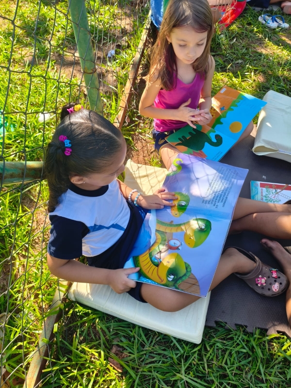 Galeria tudo-comeca-com-uma-letra-