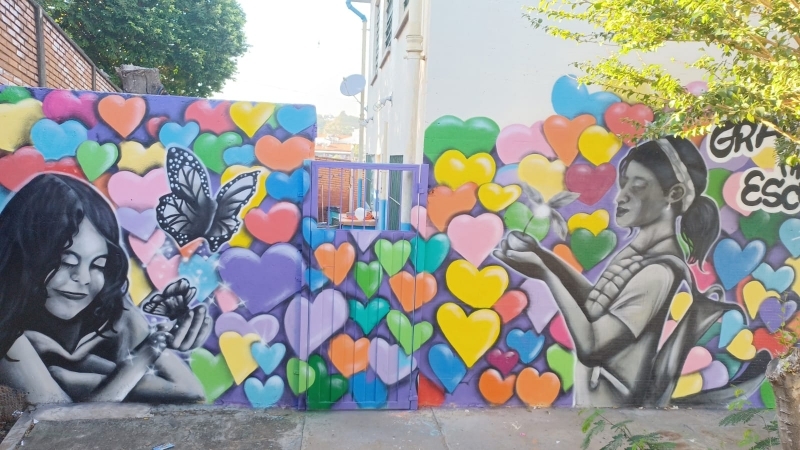 Noticia emef-amaury-pacheco-finaliza-etapa-de-trabalho-do-projeto-graffiti-na-escola
